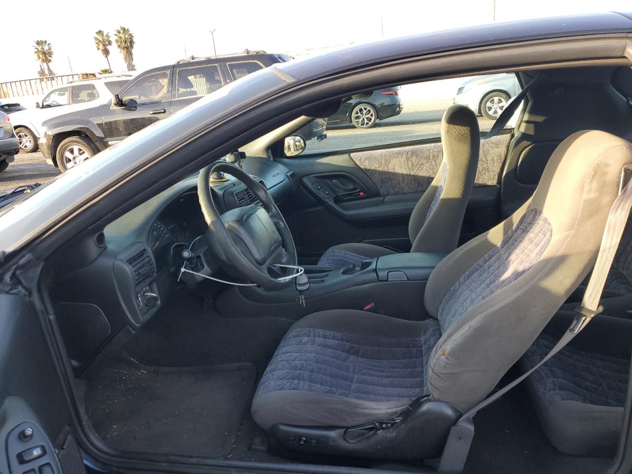 2001 Chevrolet Camaro - Image 7