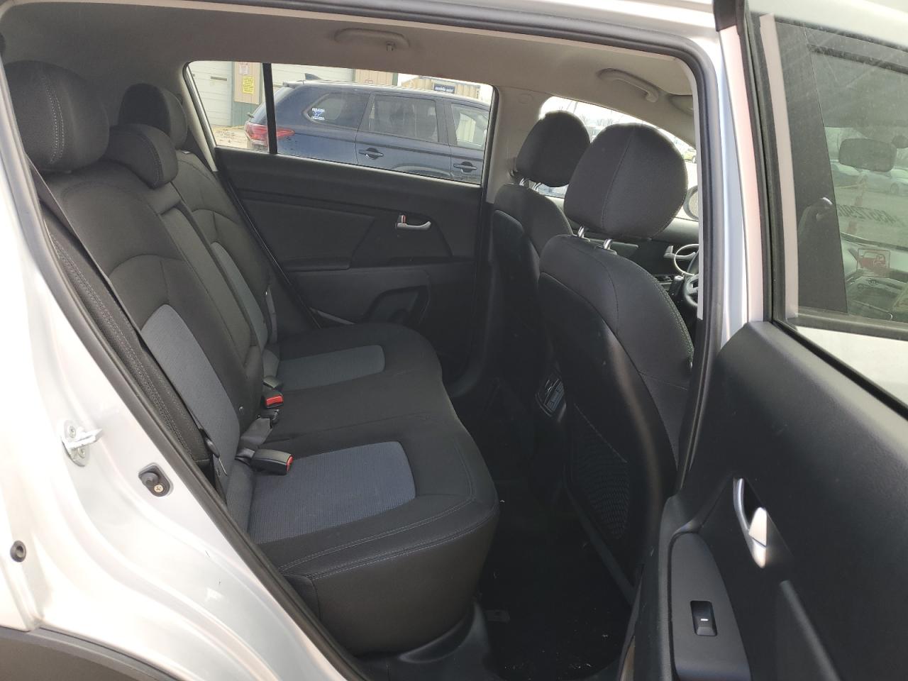 2014 Kia Sportage - Image 10
