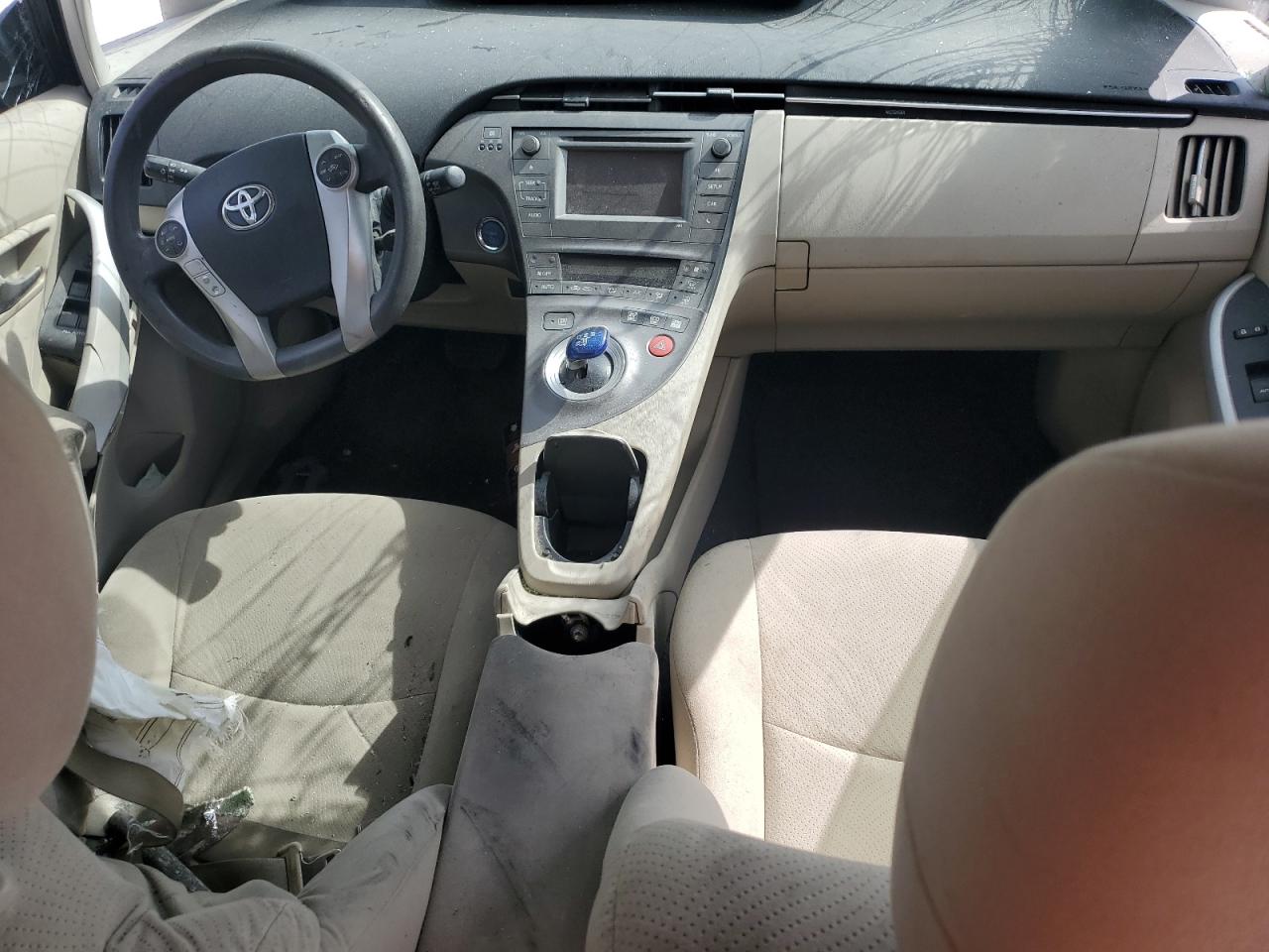 2012 Toyota Prius - Image 8