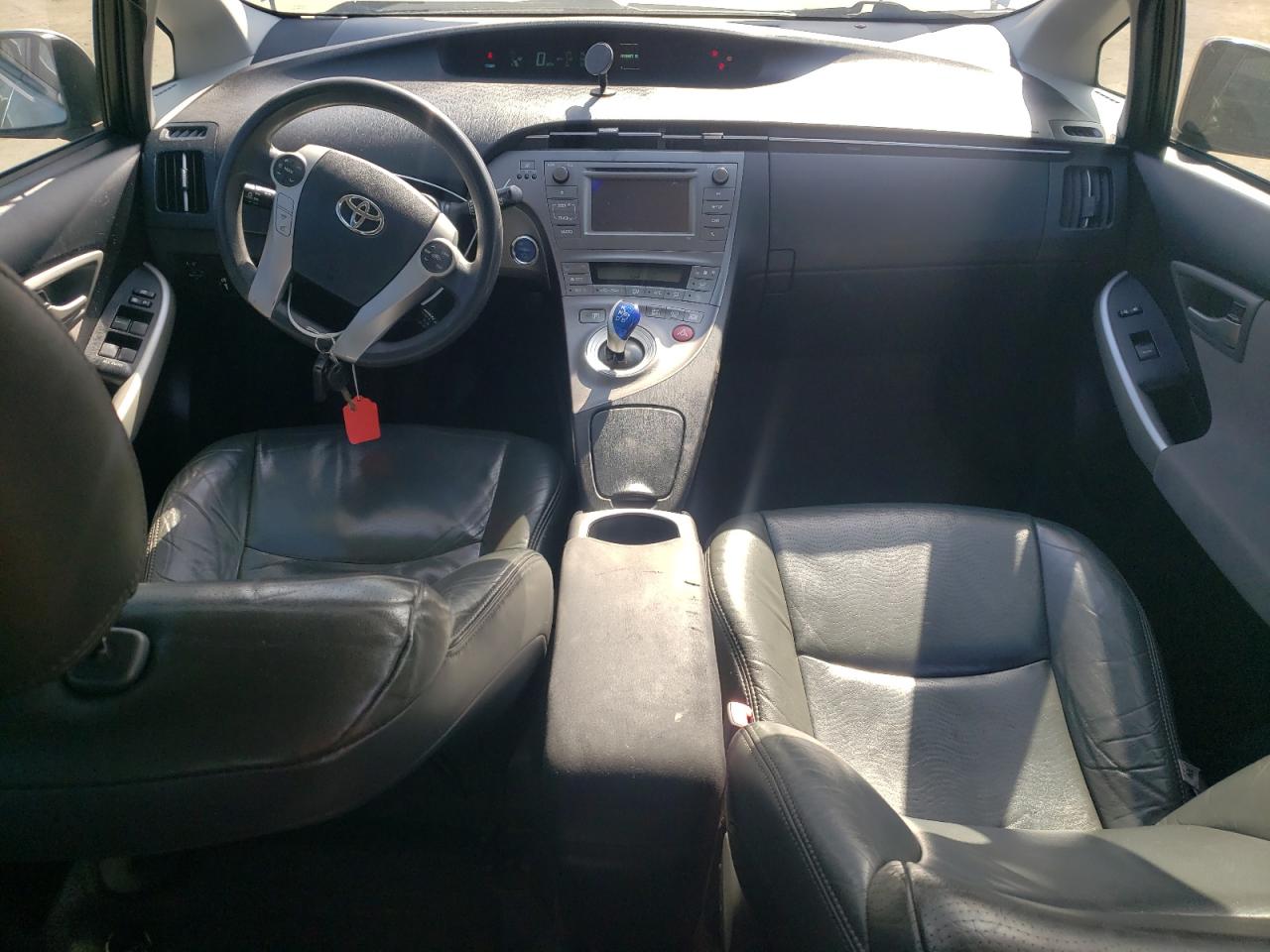 2013 Toyota Prius - Image 8