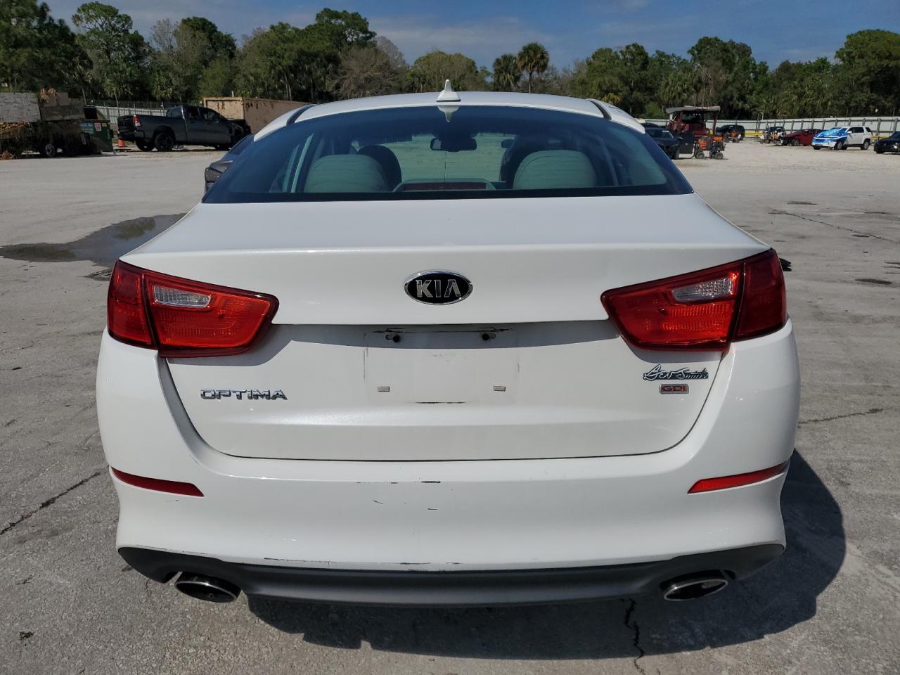 2015 Kia Optima - Image 6