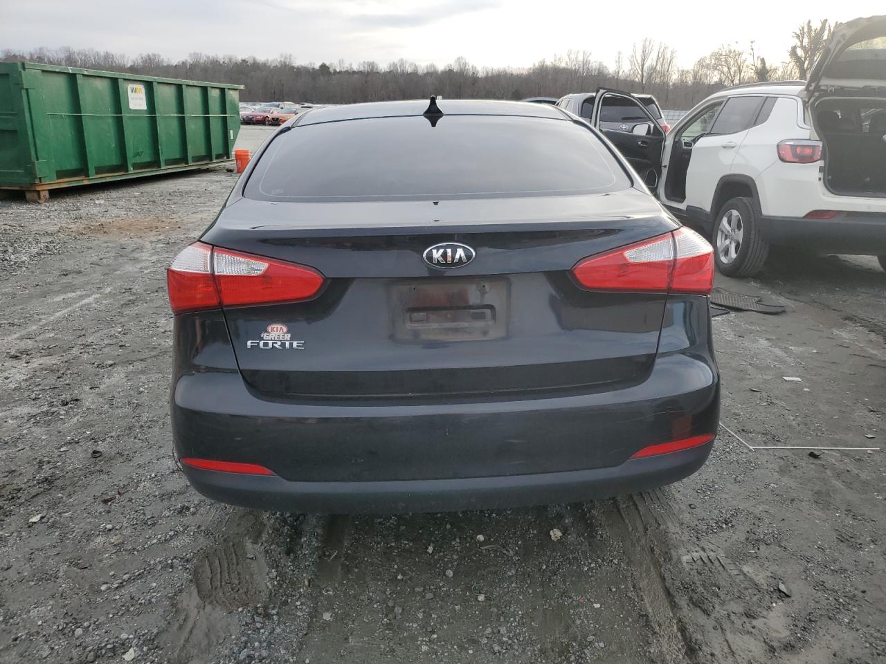 2016 Kia Forte - Image 6