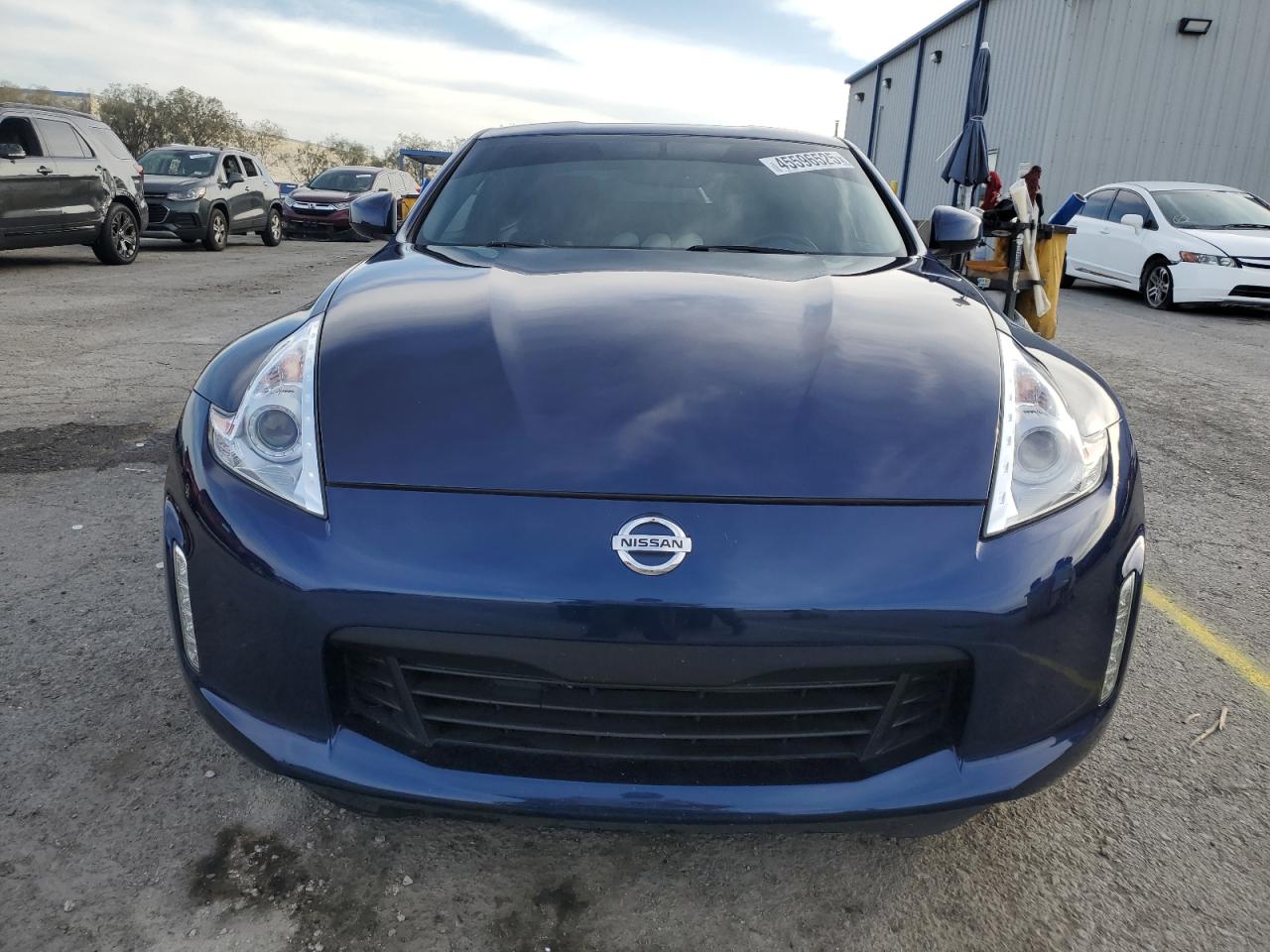 2017 Nissan 370Z - Image 5