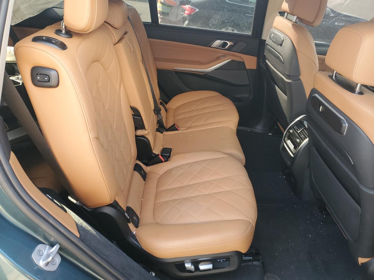 2024 BMW X7 - Image 11