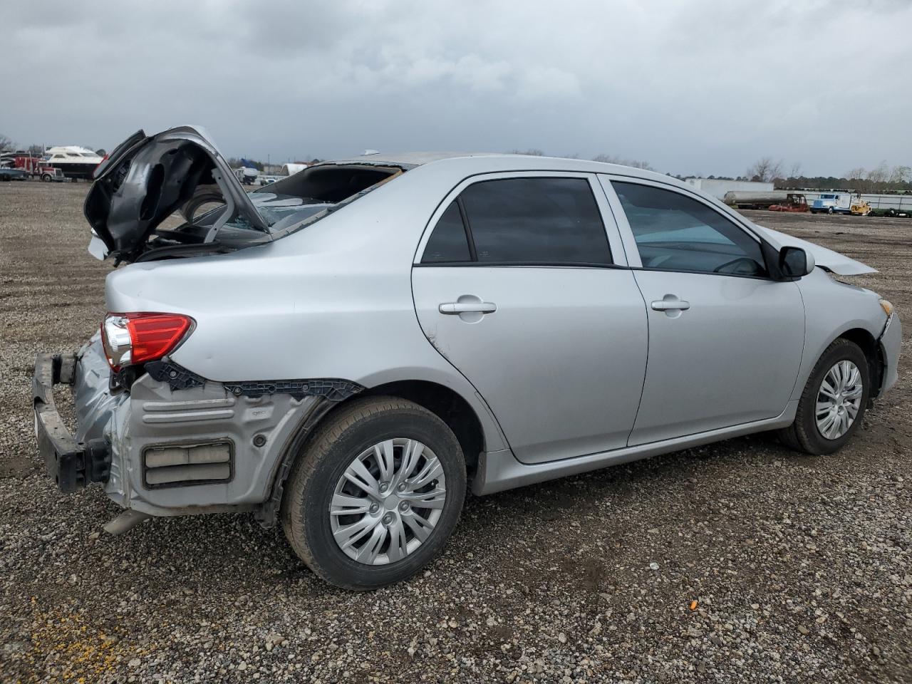 2010 Toyota Corolla - Image 3