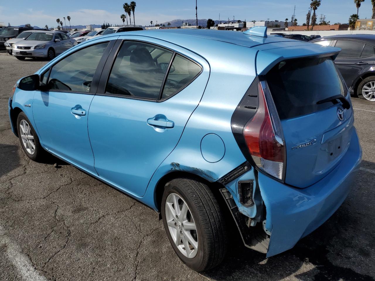 2015 Toyota Prius - Image 2