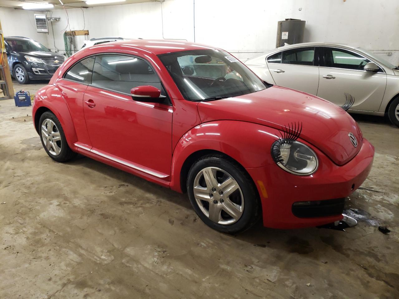 2013 Volkswagen Beetle - Image 4