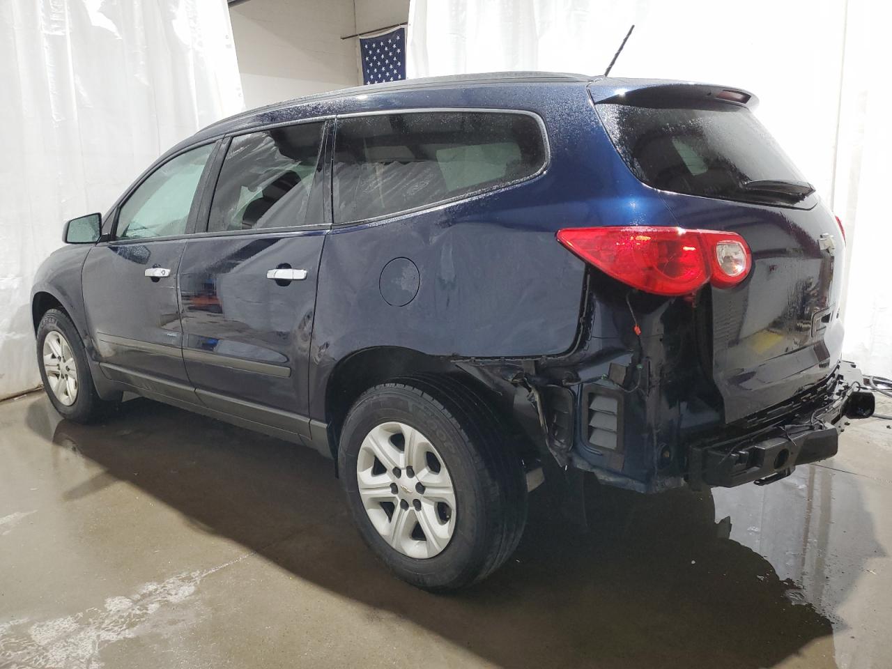 2012 Chevrolet Traverse - Image 2