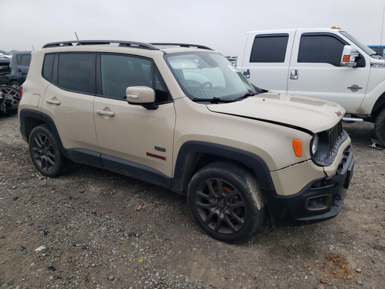 2016 Jeep Renegade - Image 4