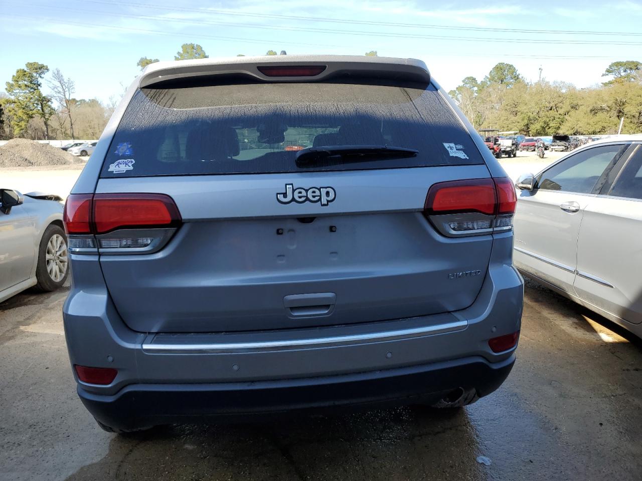 2020 Jeep Grand Cherokee - Image 6