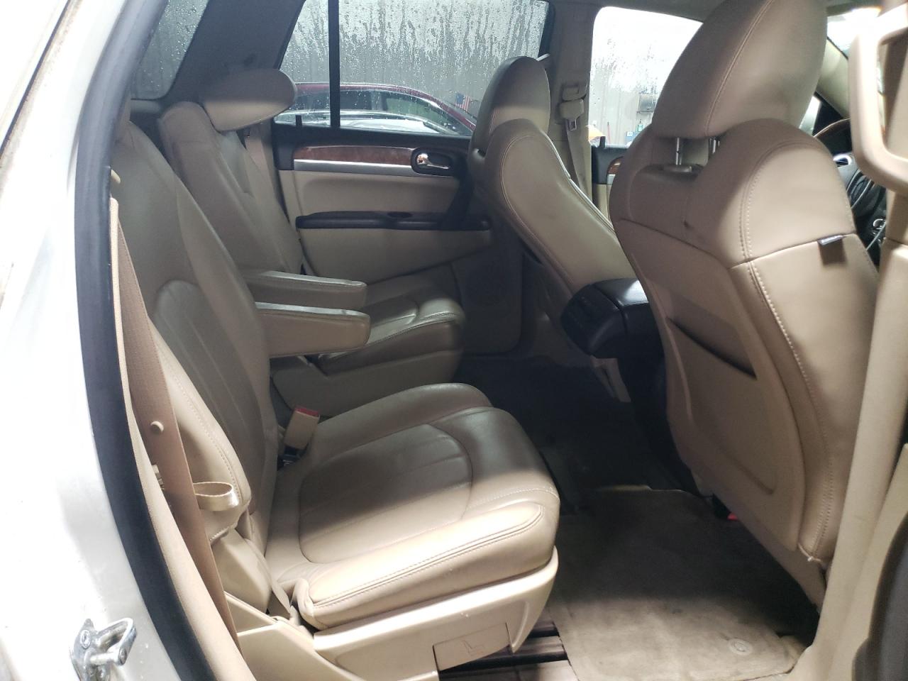 2011 Buick Enclave - Image 11