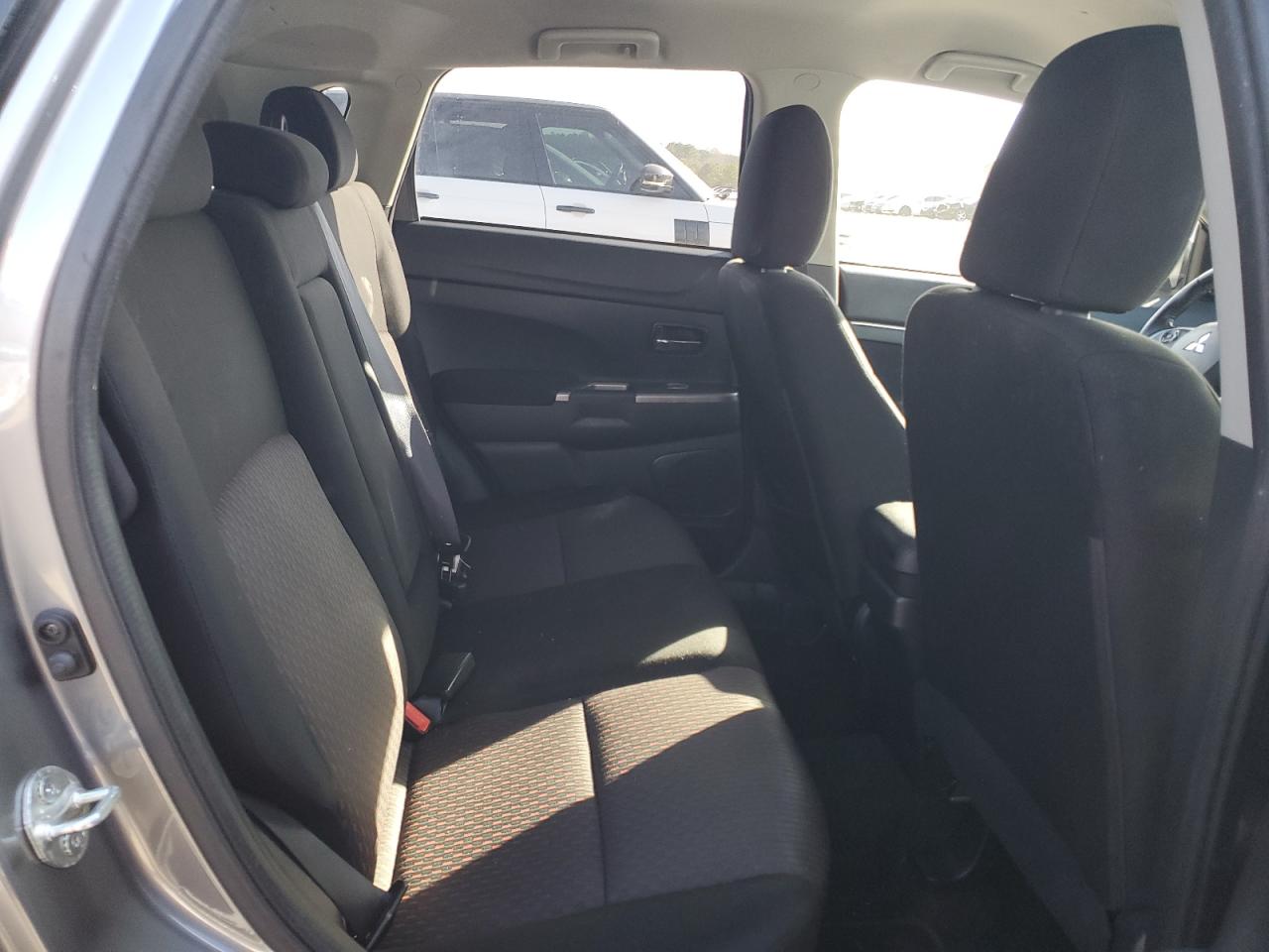 2019 Mitsubishi Outlander Sport Se VIN: JA4AP4AU3KU017972 Lot: 45592325