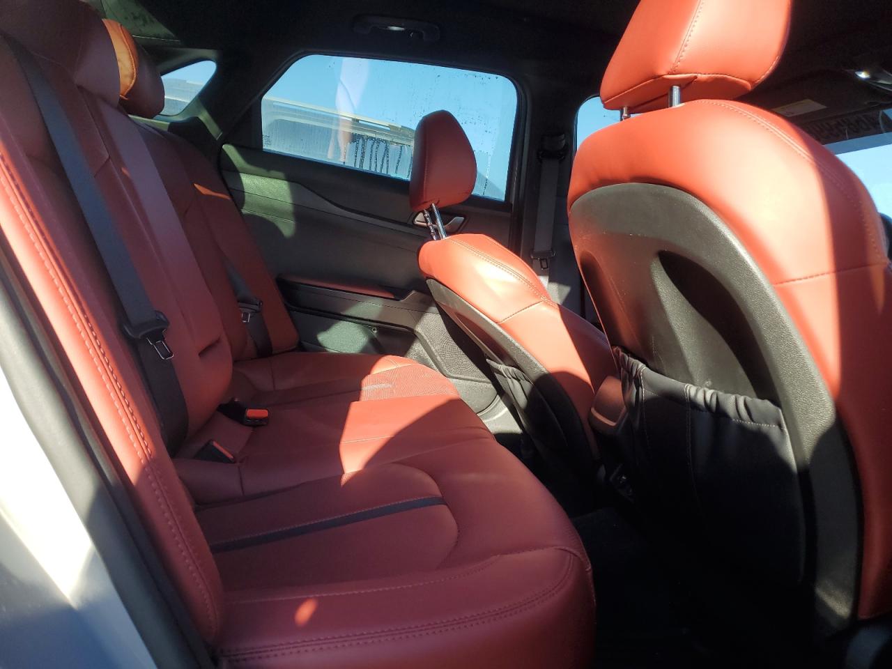 2023 Kia K5 - Image 10