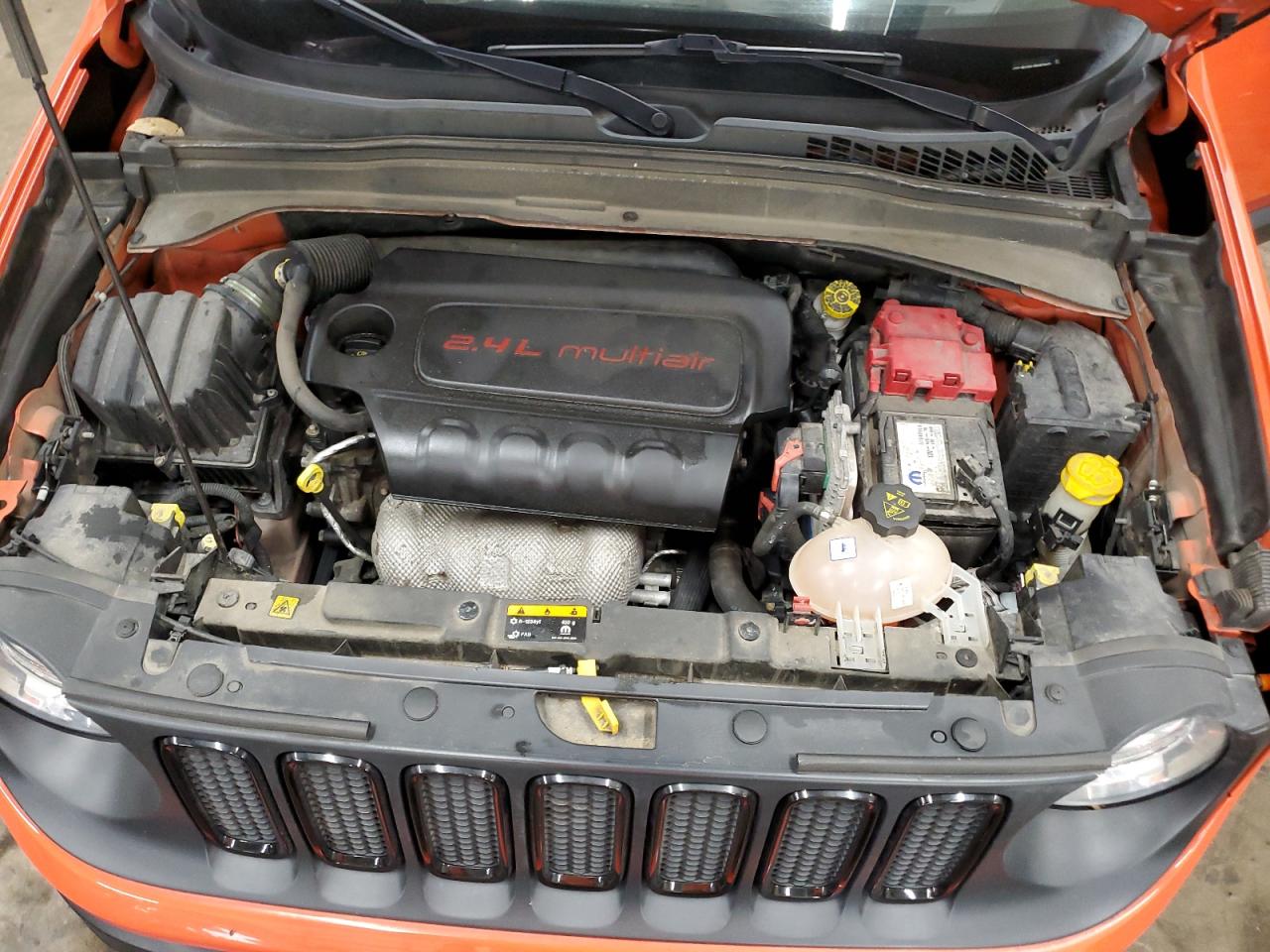 2018 Jeep Renegade - Image 13