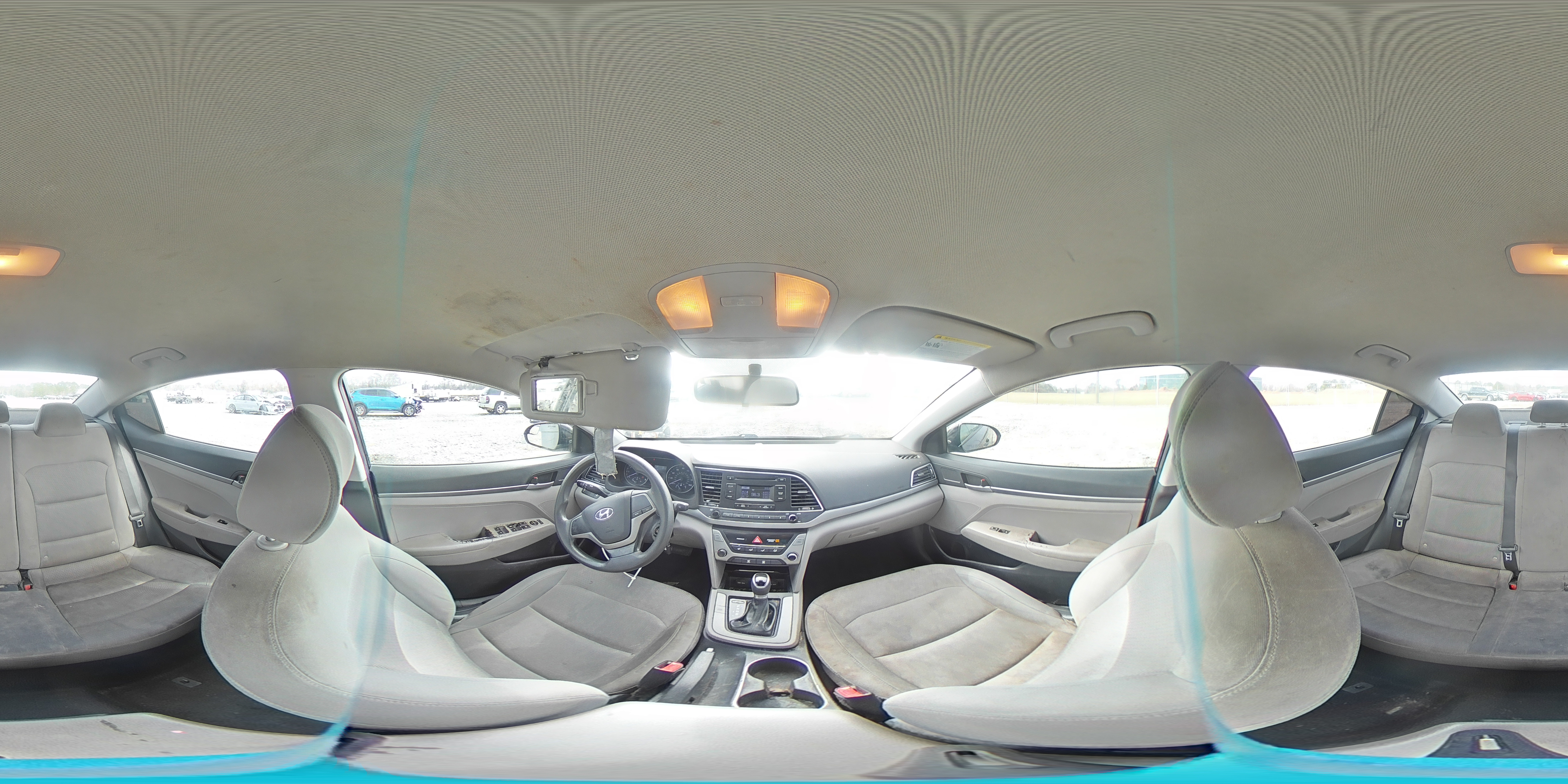 2017 Hyundai Elantra - Image 13