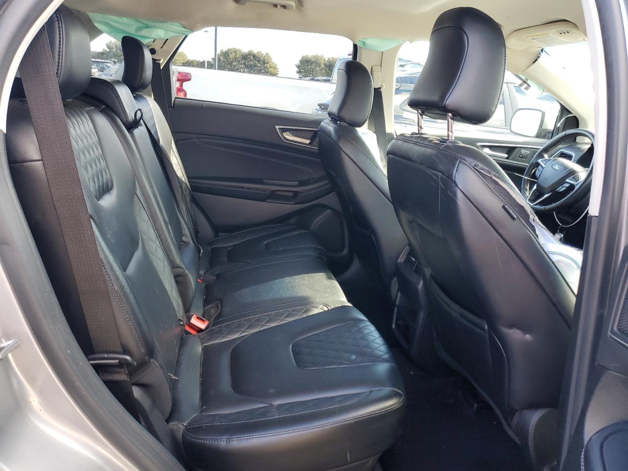 2023 Ford Edge - Image 11