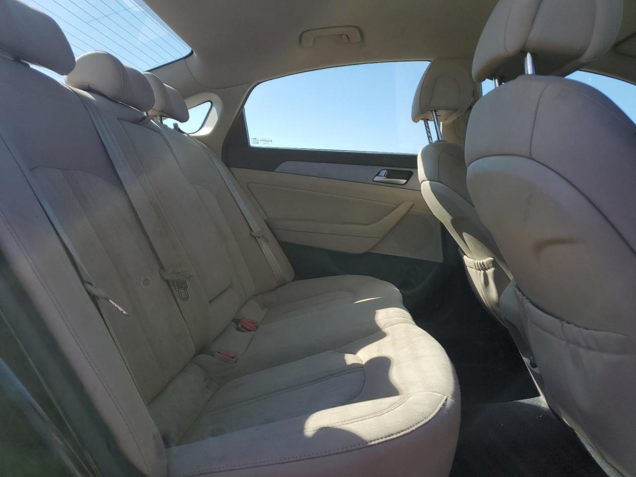 2016 Hyundai Sonata - Image 10