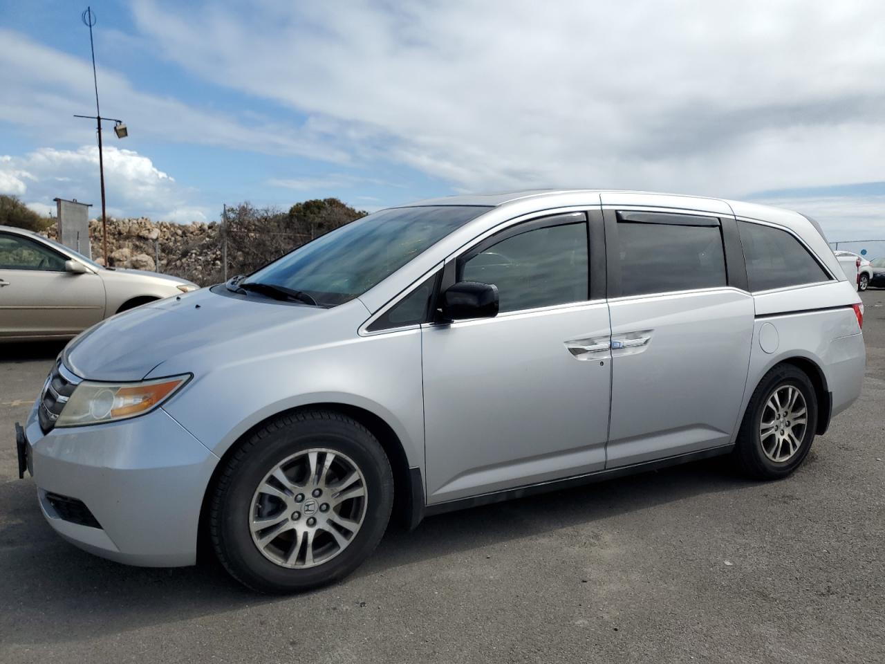 2012 Honda Odyssey Exl იყიდება Kapolei-ში, HI - Front End