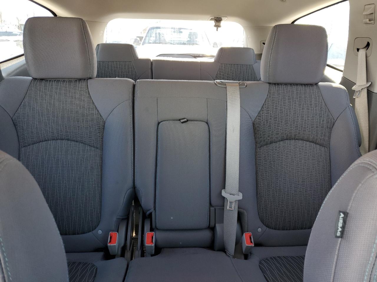 2015 Chevrolet Traverse - Image 10