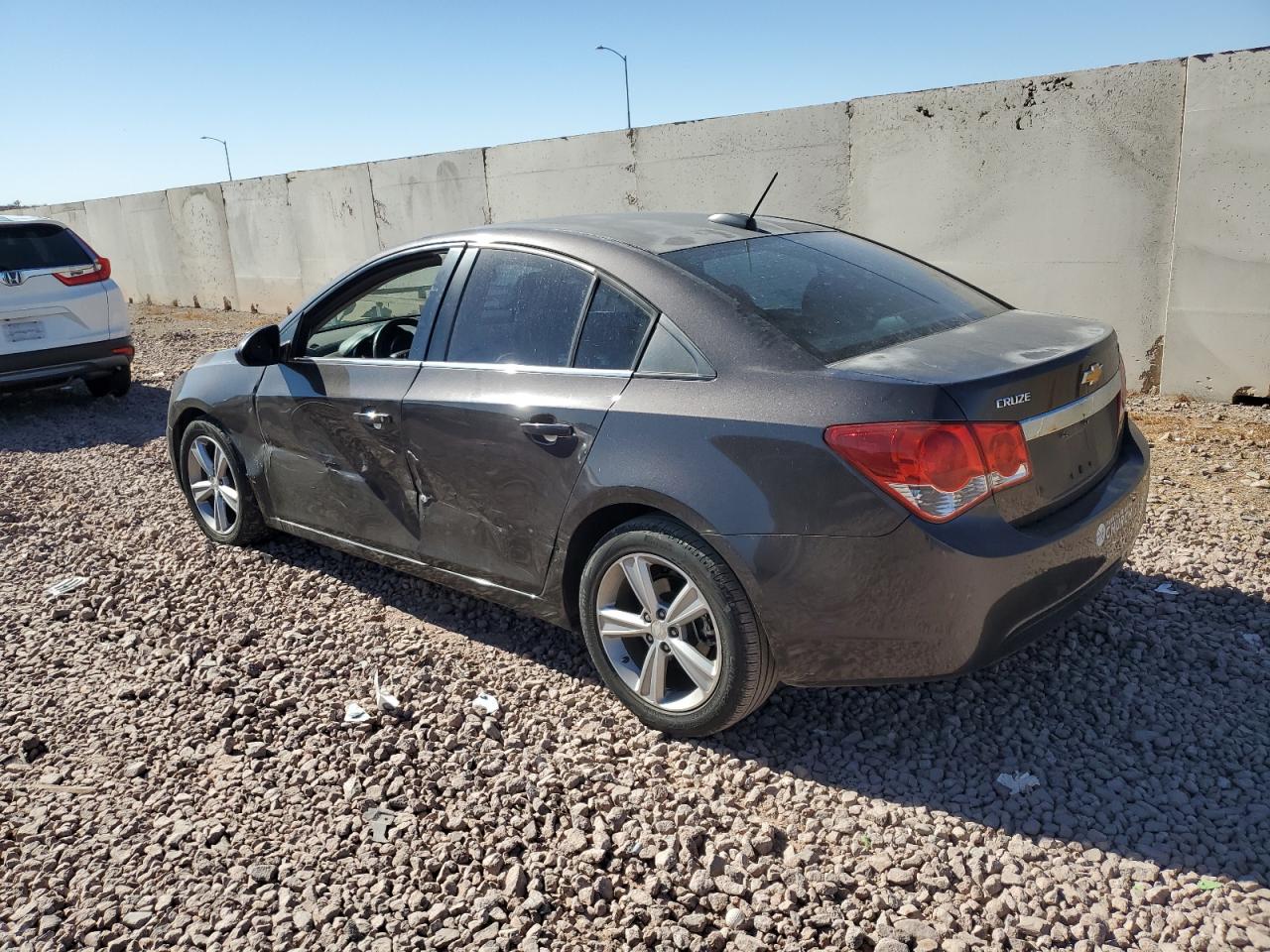 2015 Chevrolet Cruze - Image 2