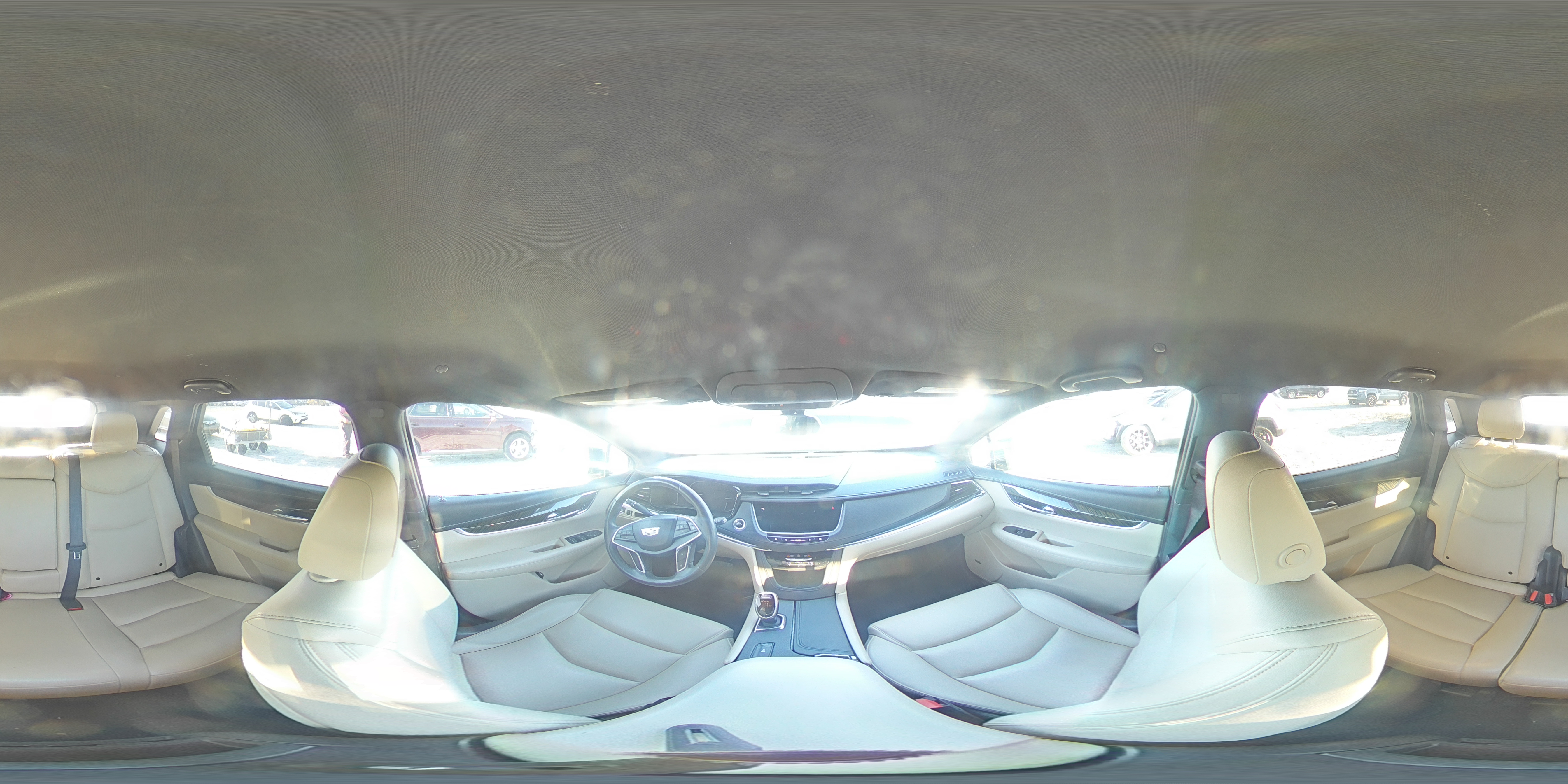 2017 Cadillac XT5 - Image 14