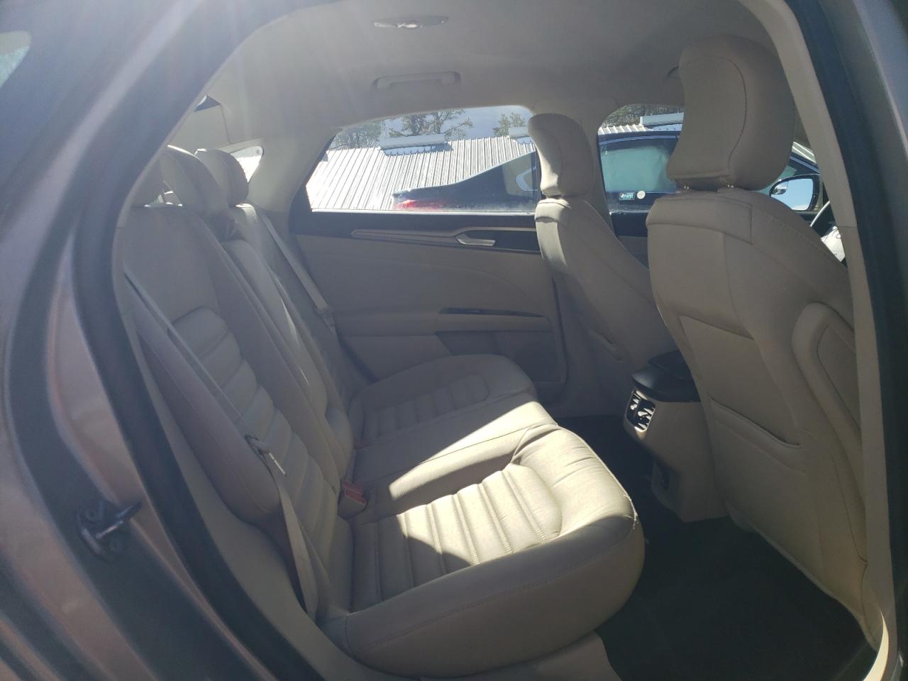 2015 Ford Fusion - Image 10