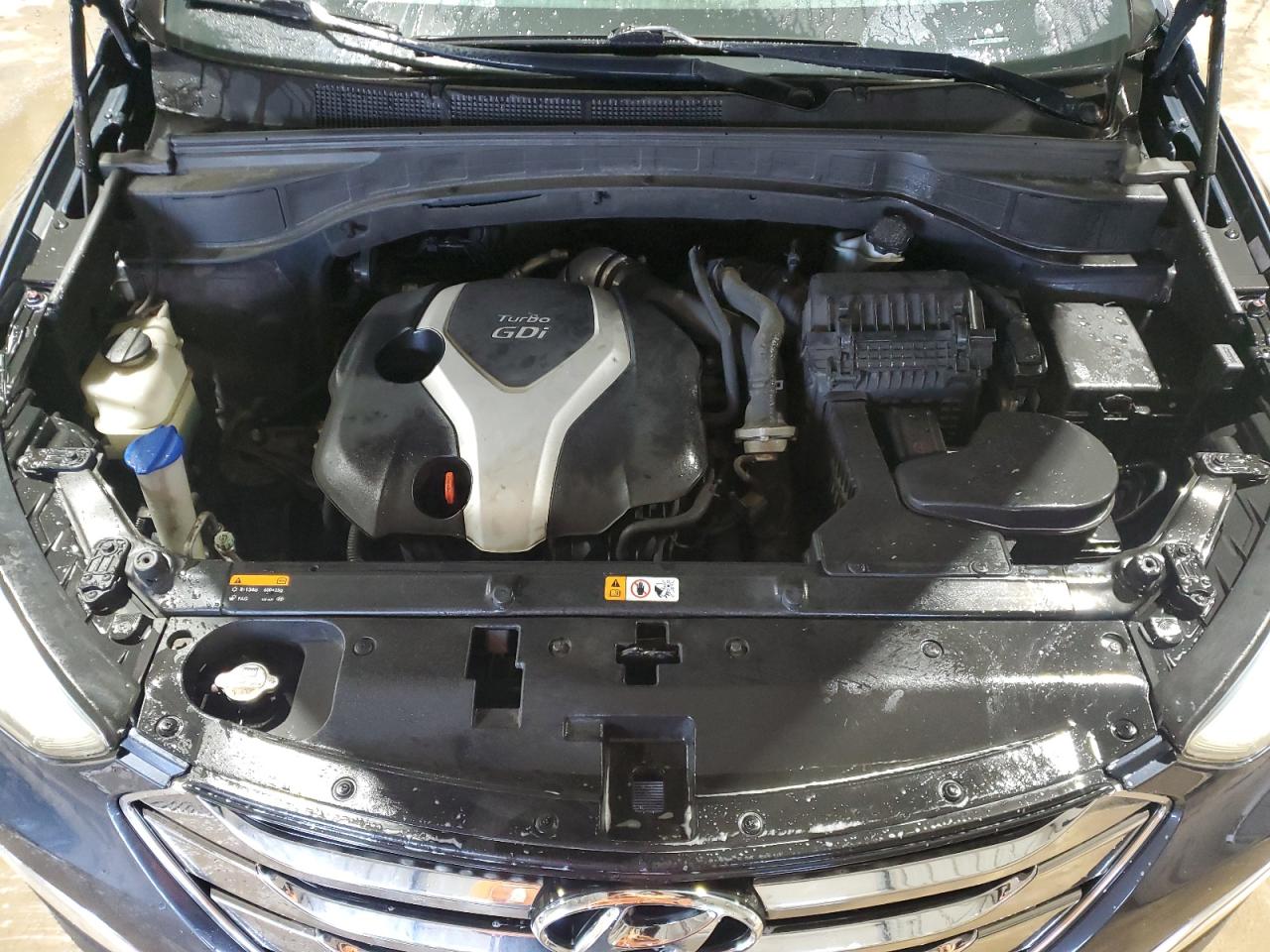 2013 Hyundai Santa Fe - Image 12