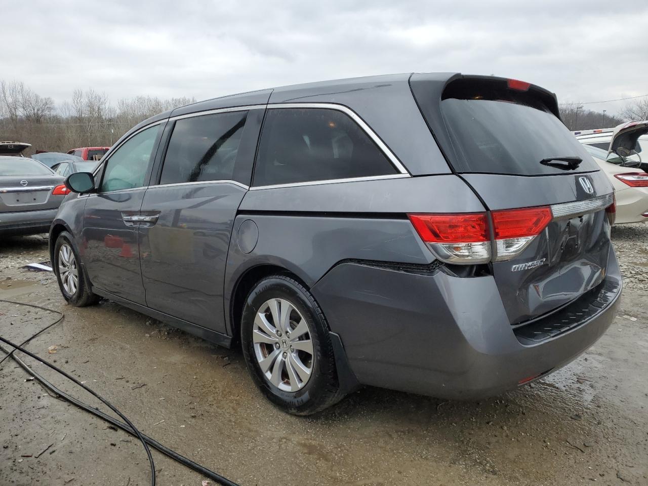 2016 Honda Odyssey - Image 2