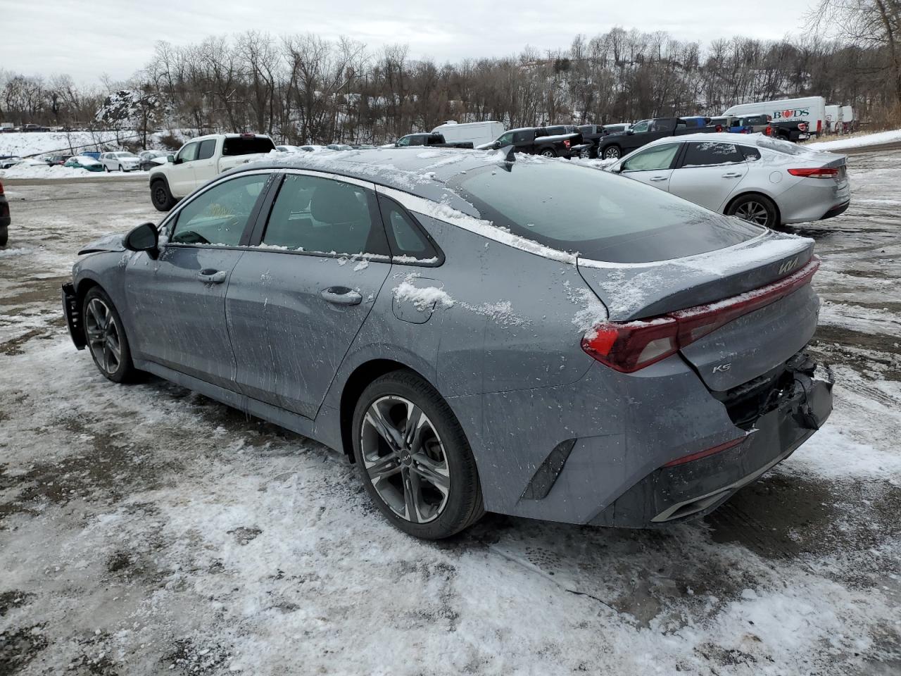 2022 Kia K5 - Image 2