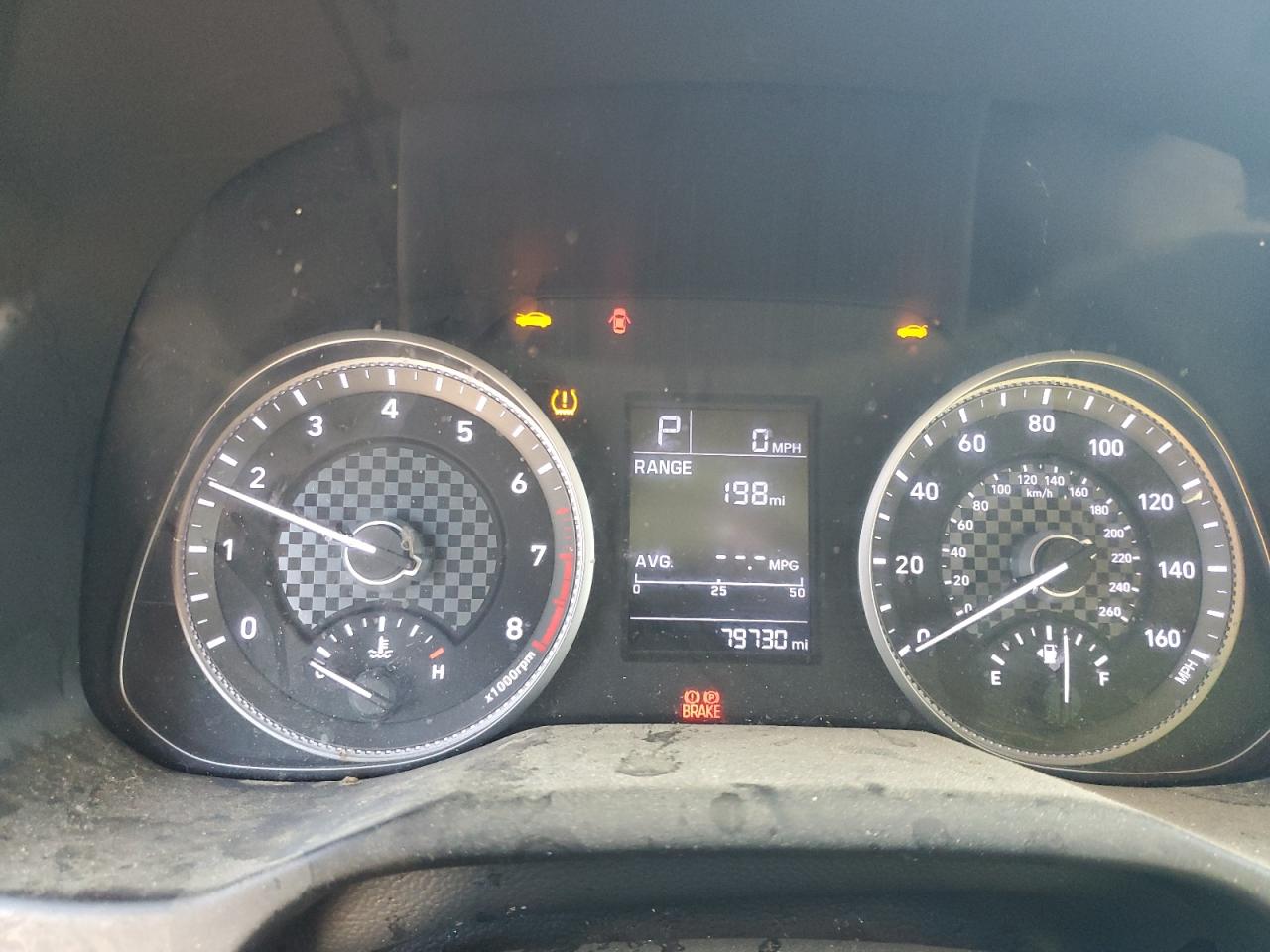 2019 Hyundai Elantra - Image 9