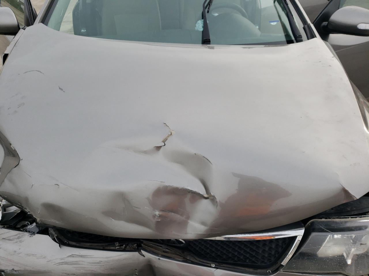 2010 Kia Forte - Image 11