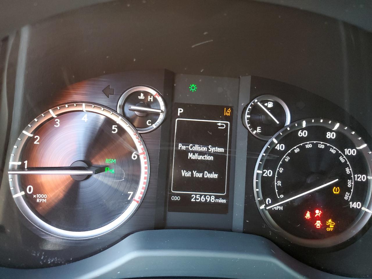 2023 Lexus GX - Image 9