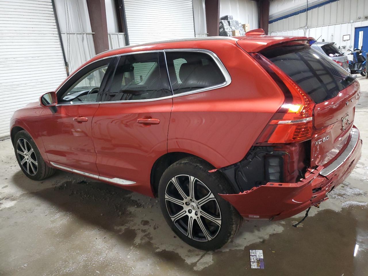 2021 Volvo XC60 - Image 2