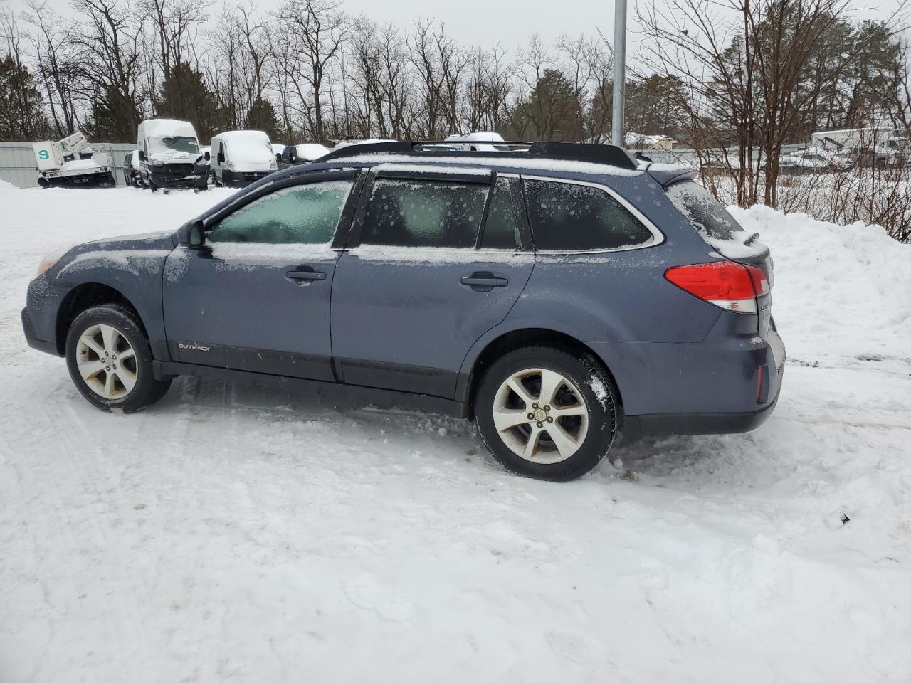 2014 Subaru Outback - Image 2