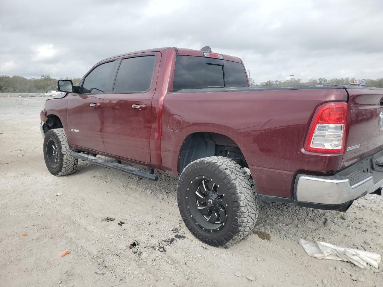 2019 RAM 1500 - Image 2