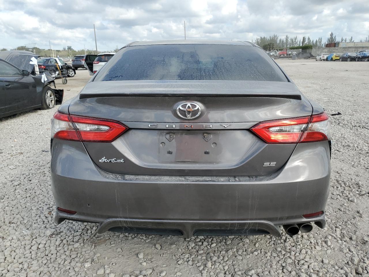 2018 Toyota Camry - Image 6