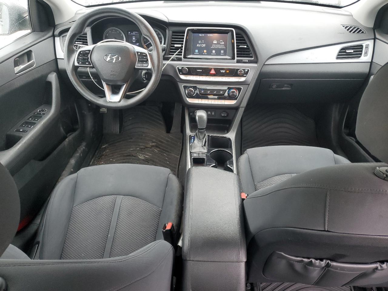 2018 Hyundai Sonata - Image 8