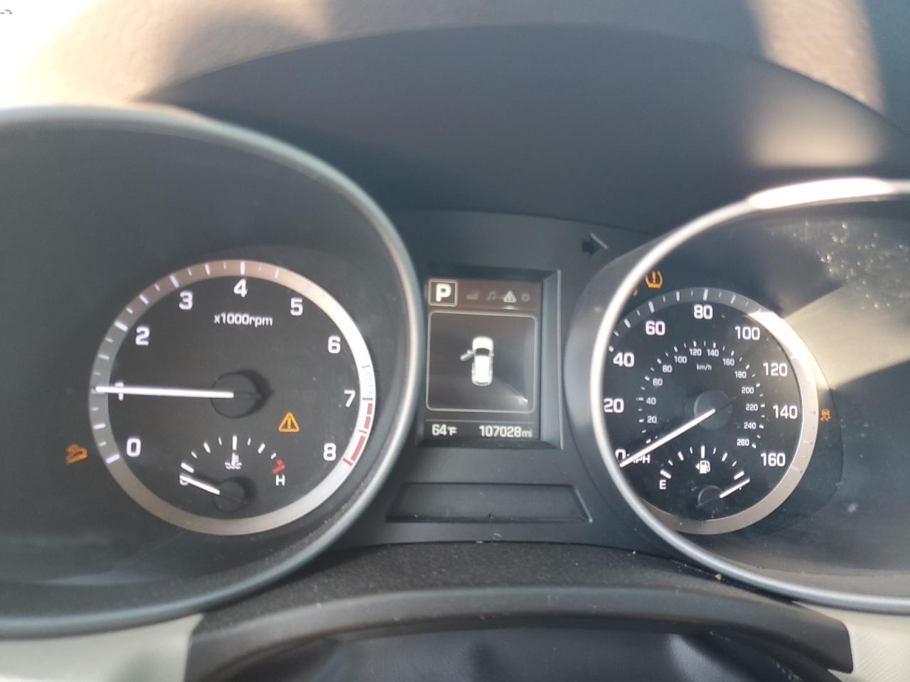 2018 Hyundai Santa Fe - Image 9