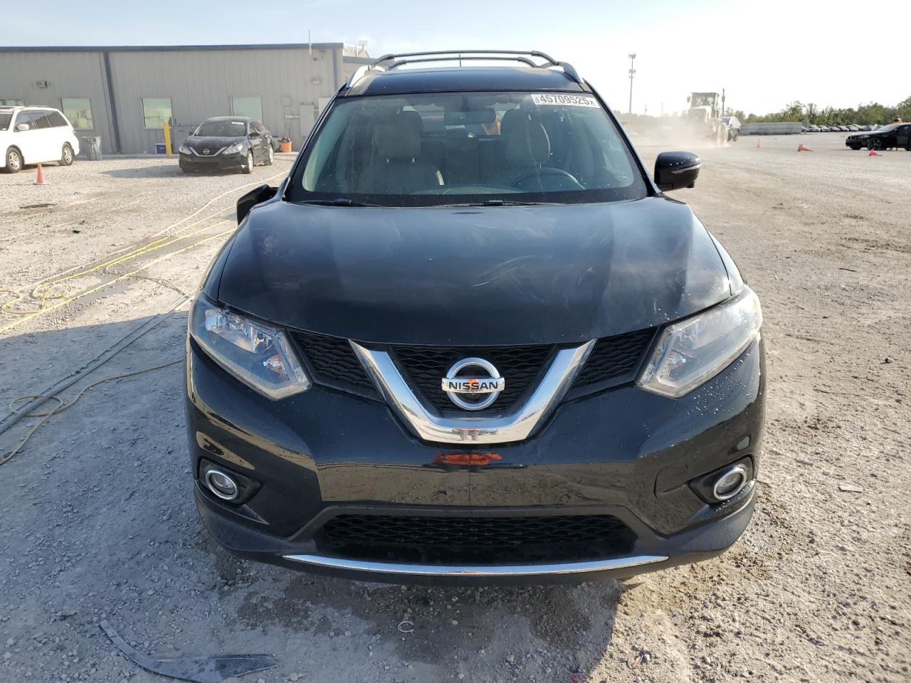 2016 Nissan Rogue - Image 5