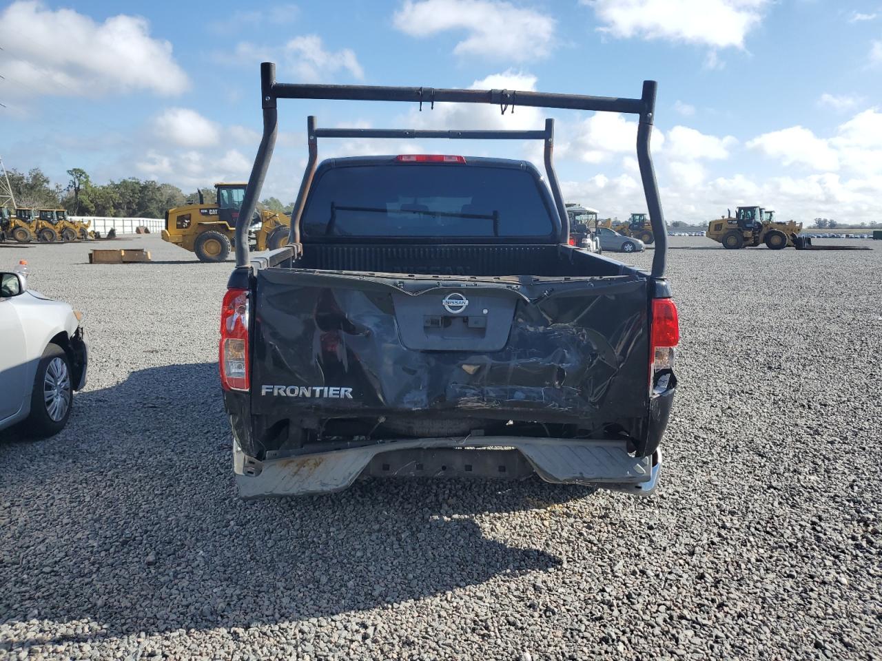 2015 Nissan Navara (Frontier) - Image 6