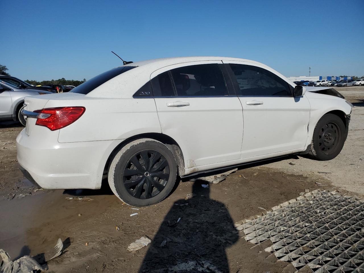2012 Chrysler 200 - Image 3