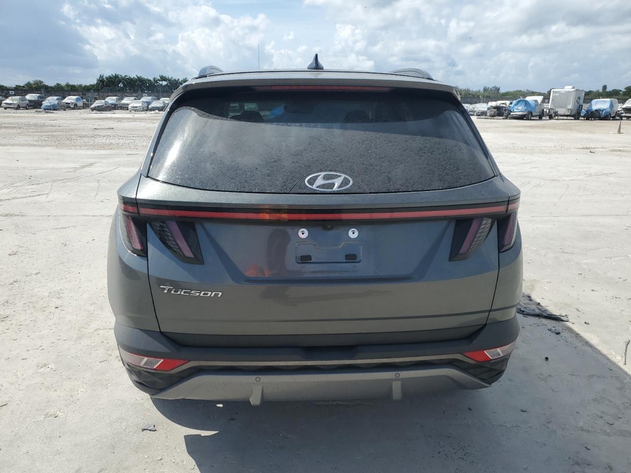 2022 Hyundai Tucson - Image 6