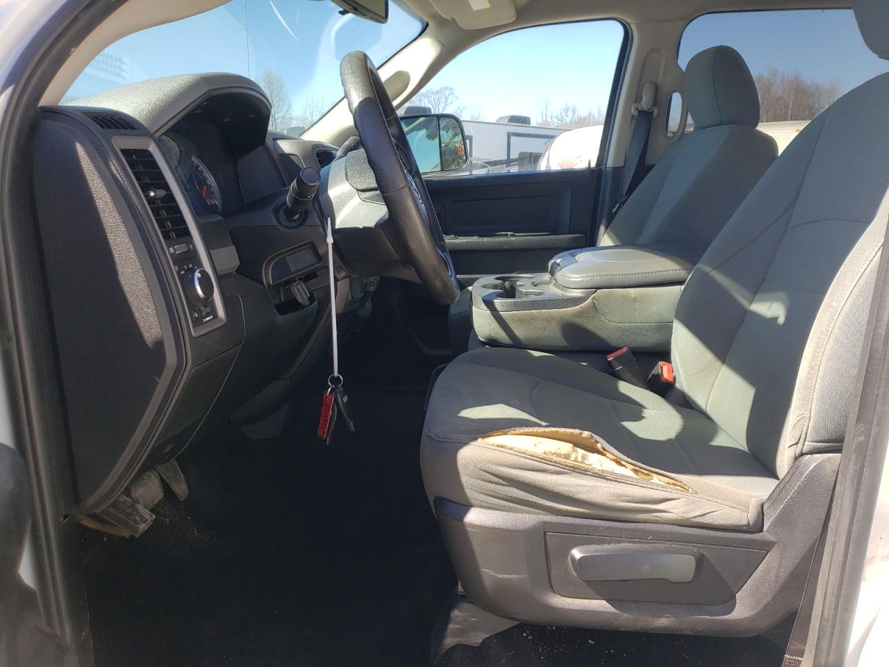 2016 RAM 2500 - Image 7