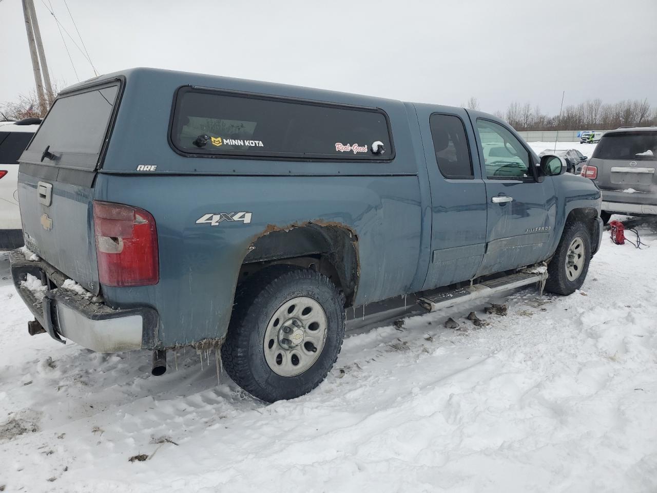 2011 Chevrolet Silverado - Image 3