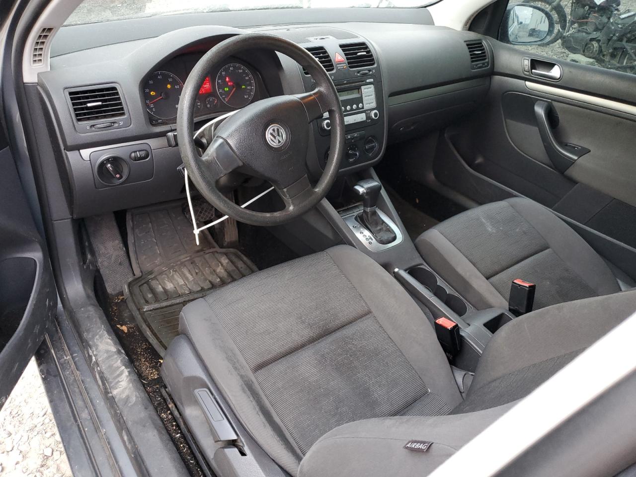 2007 Volkswagen Golf - Image 8