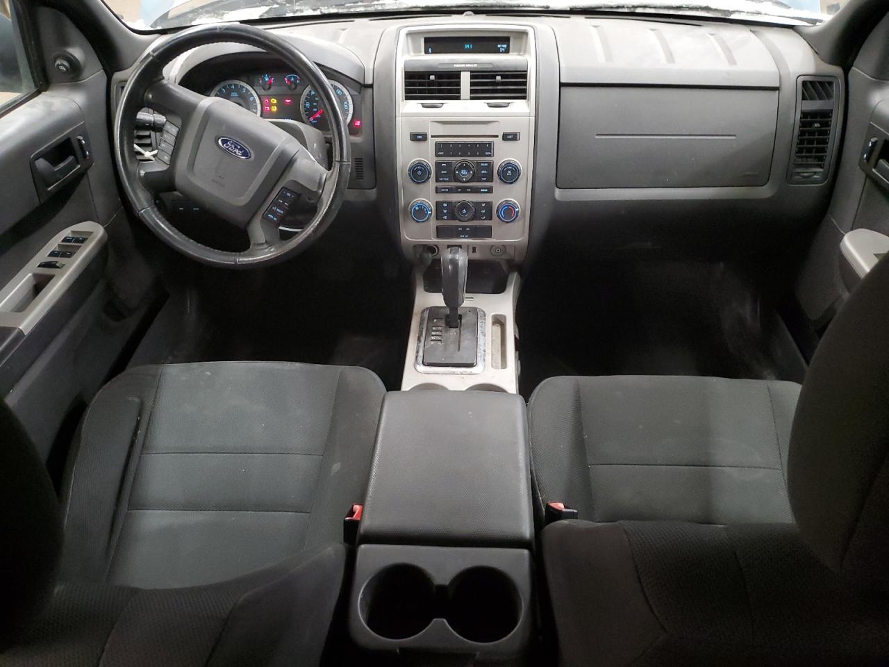 2010 Ford Escape - Image 8