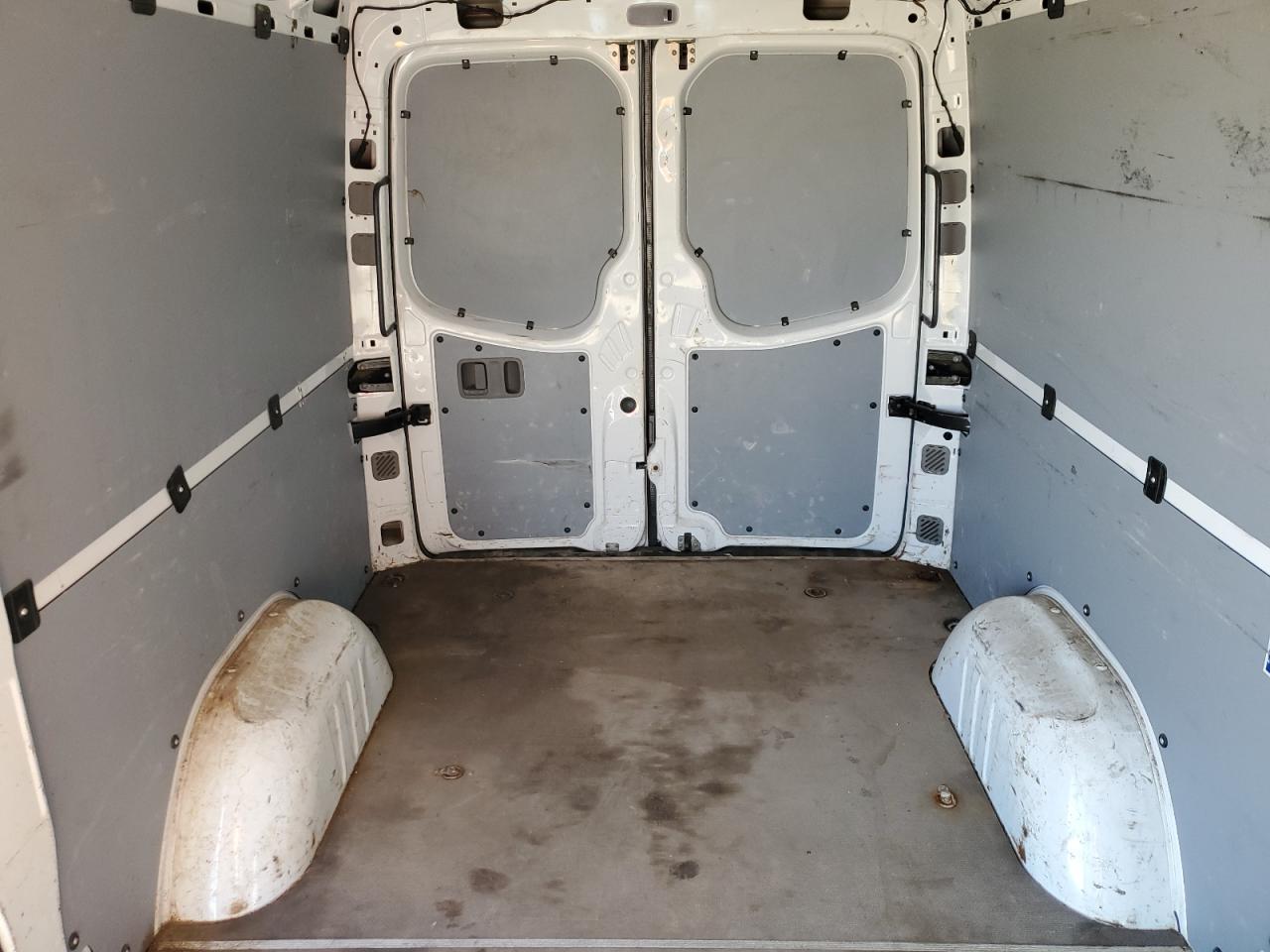 2016 Mercedes-Benz Sprinter - Image 10