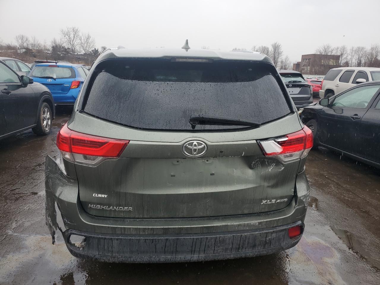 2018 Toyota Highlander - Image 6
