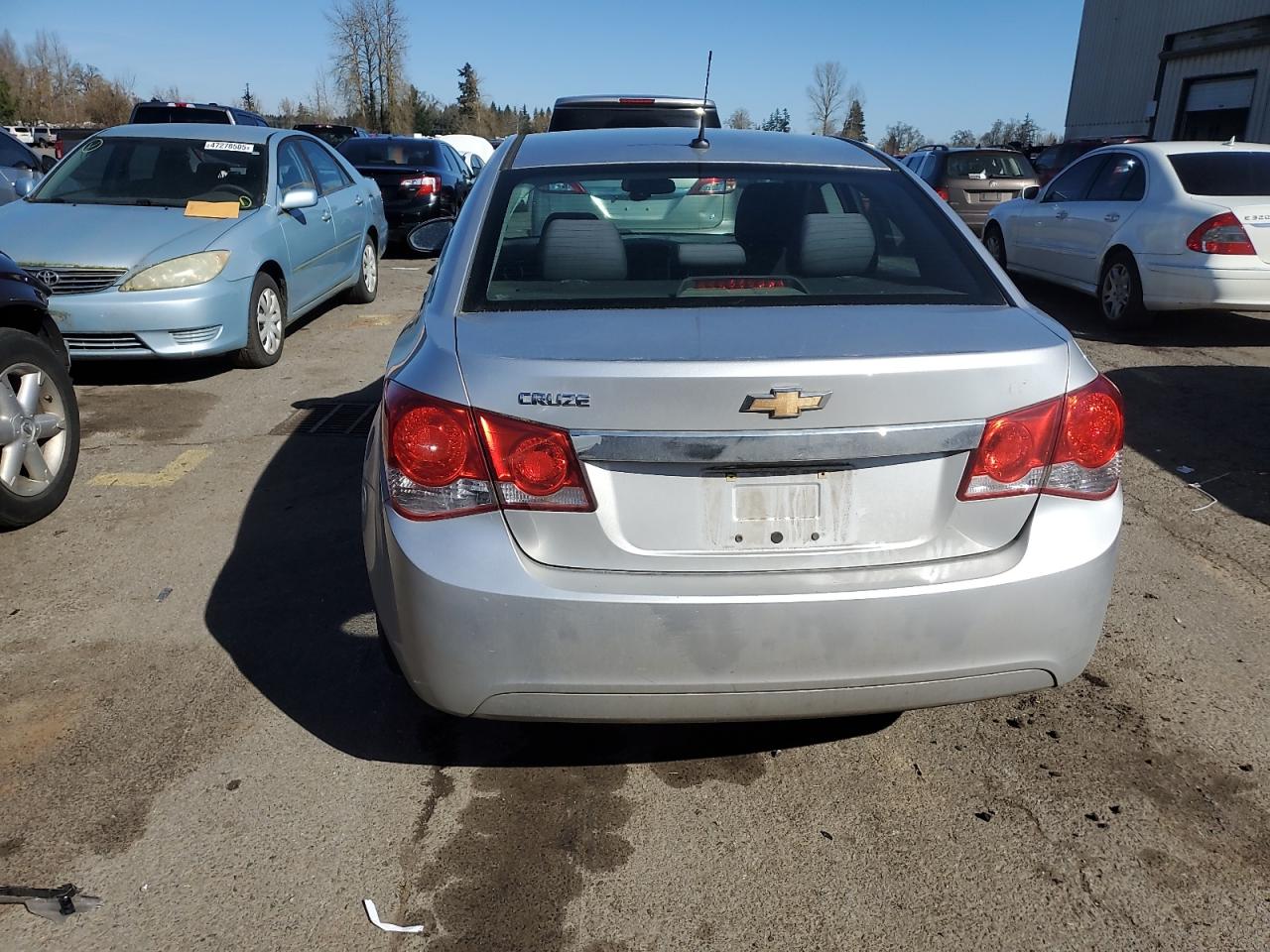 2011 Chevrolet Cruze - Image 6