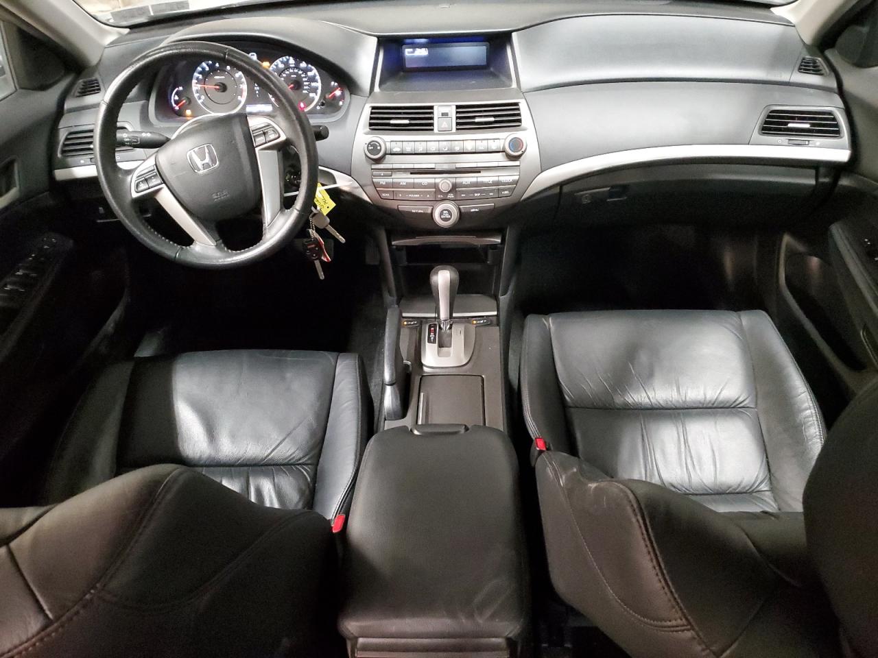 2012 Honda Accord - Image 8